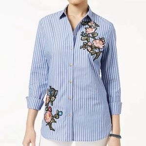 BUTTON DOWN TOP FLORAL EMBROIDERED SHIRT BLUE PINSTRIPED NWT XS